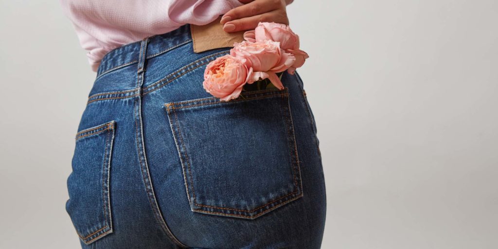 Sund vægttab - kvinde i stramme jeans